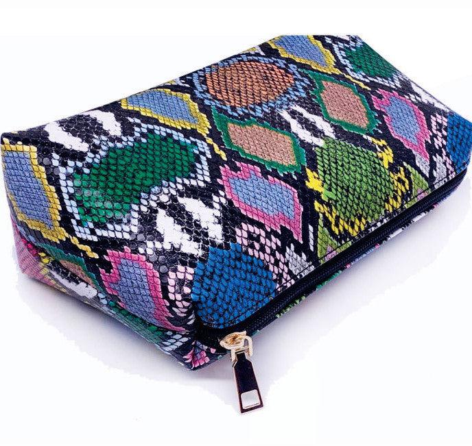 Women's snake print shoulder bag - Trendha