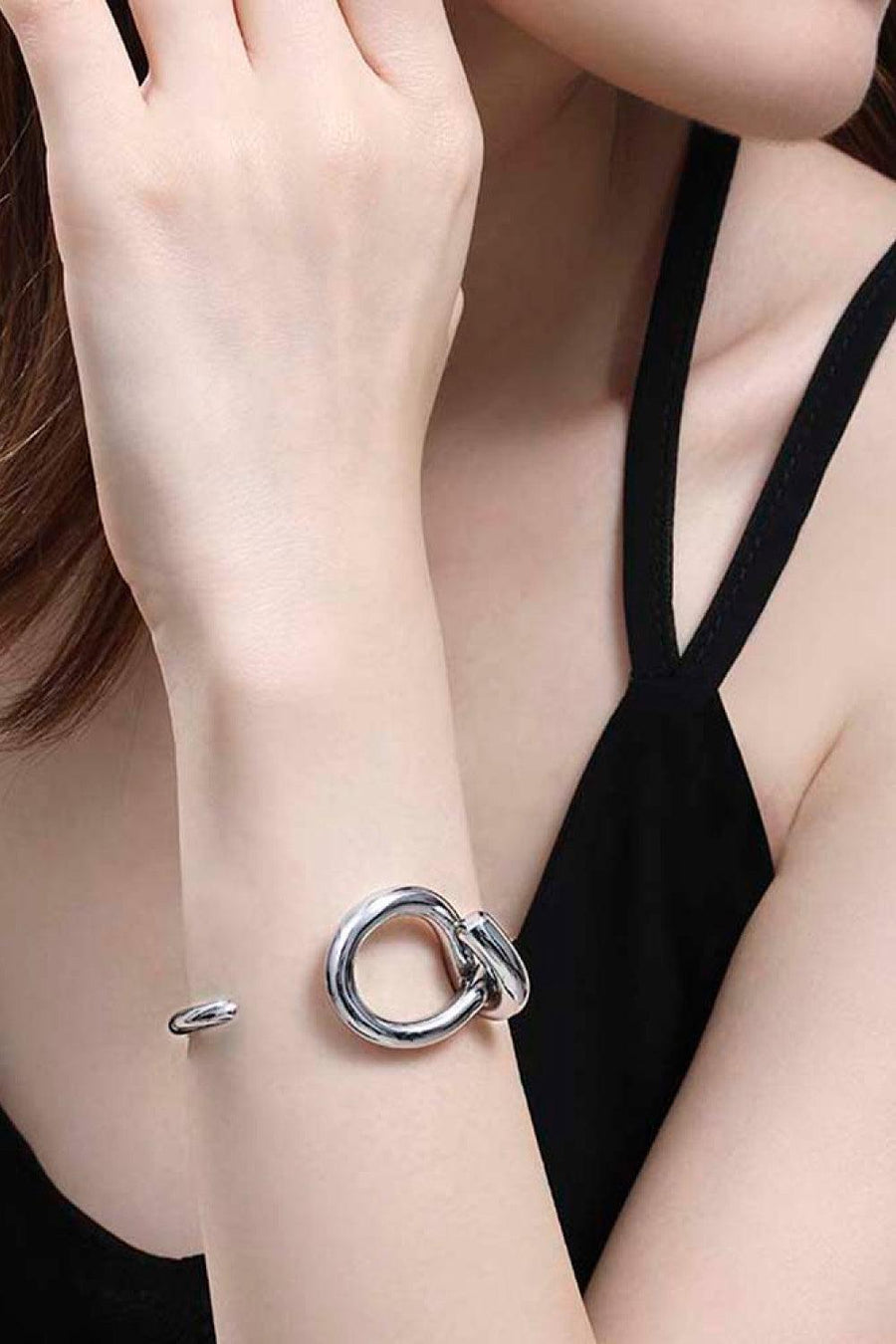 Stylish Knot Open Bracelet - Trendha