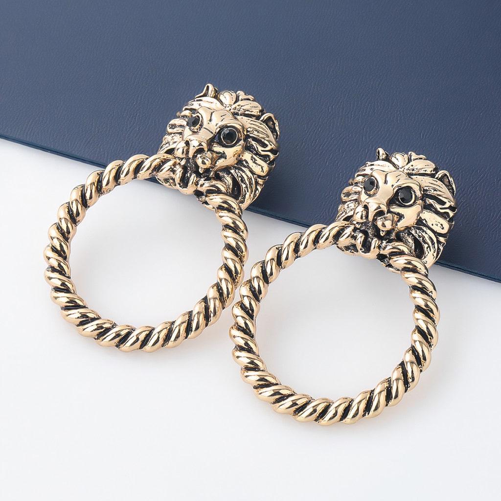 Lion Stud Earrings - Trendha