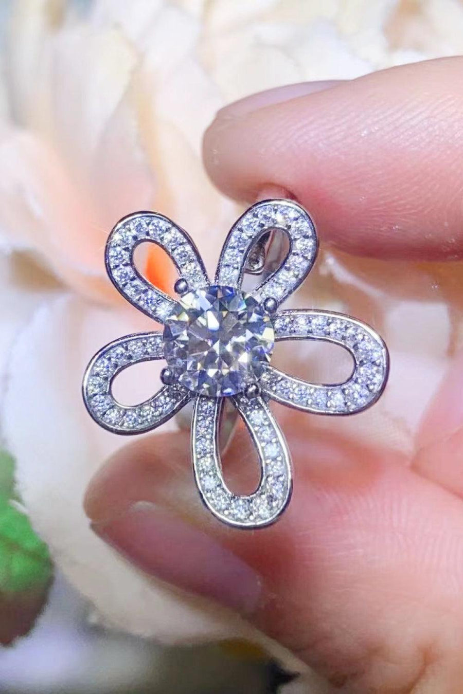 1 Carat Moissanite Flower-Shape Open Ring - Trendha