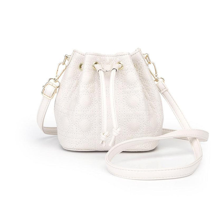 Cowhide Bucket Cloud Pearl Handbag - Trendha