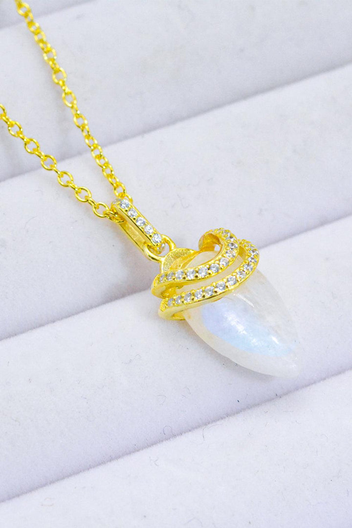 18K Gold-Plated Moonstone Pendant Necklace - Trendha