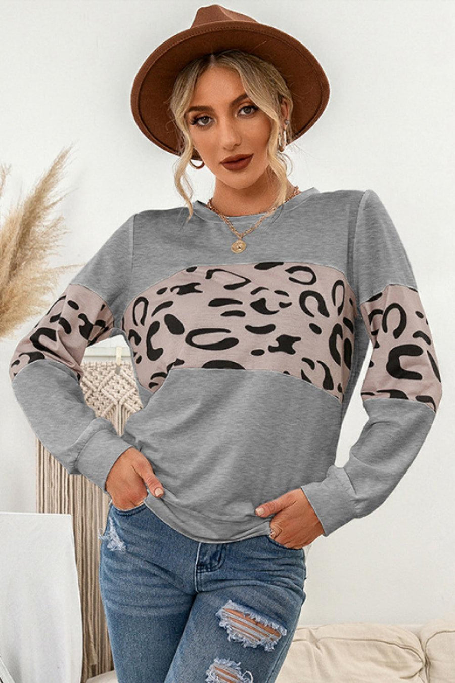Contrast Leopard Crewneck Sweatshirt - Trendha