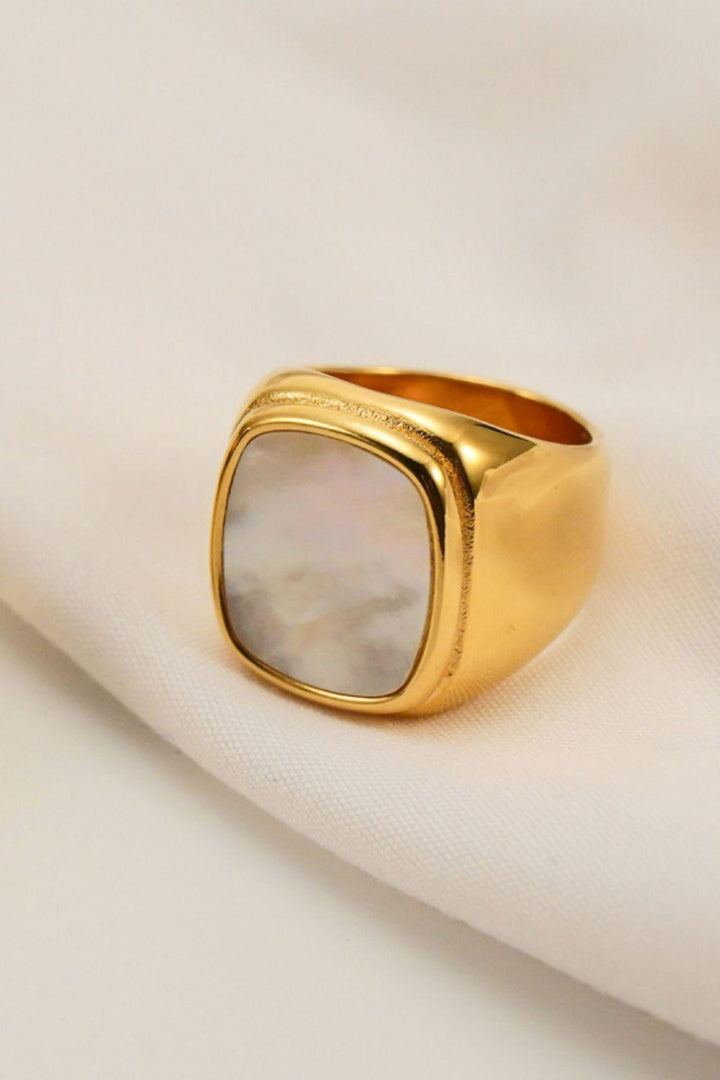 Stainless Steel 18K Gold-Plated Inlaid Shell Ring - Trendha