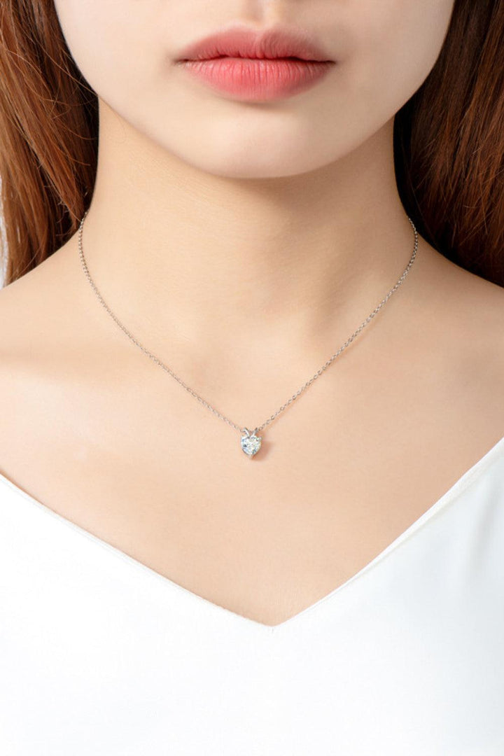 1 Carat Moissanite Heart-Shaped Pendant Necklace - Trendha