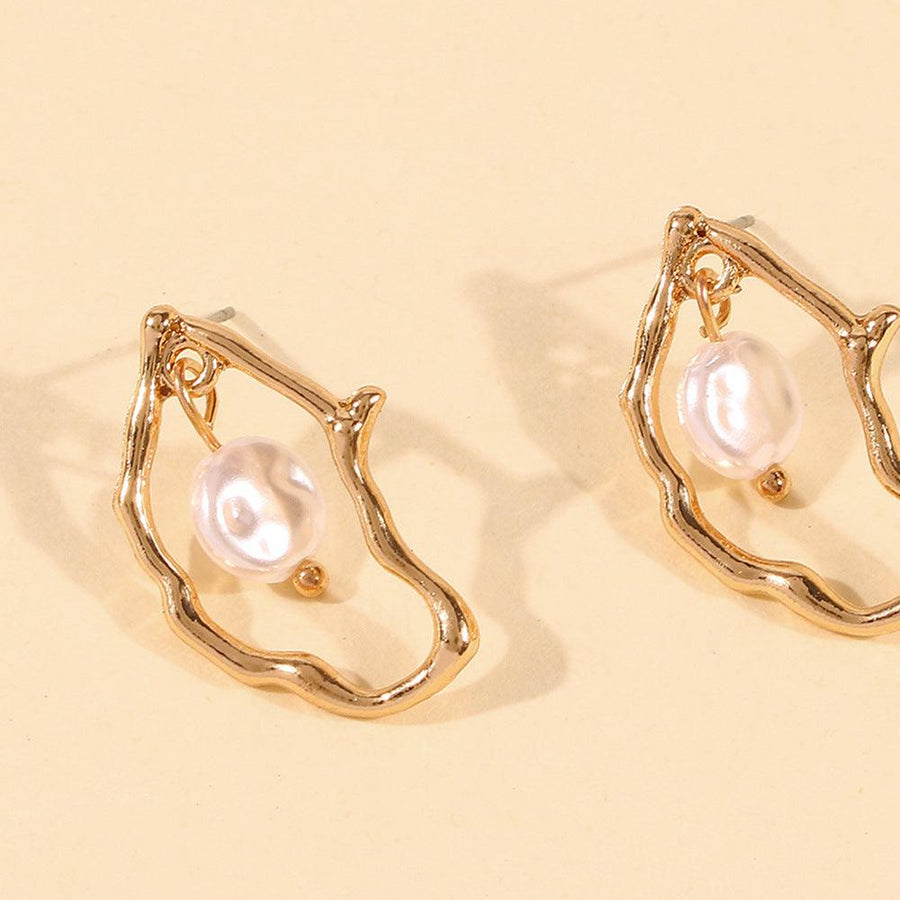 Irregular Pearl Earrings - Trendha