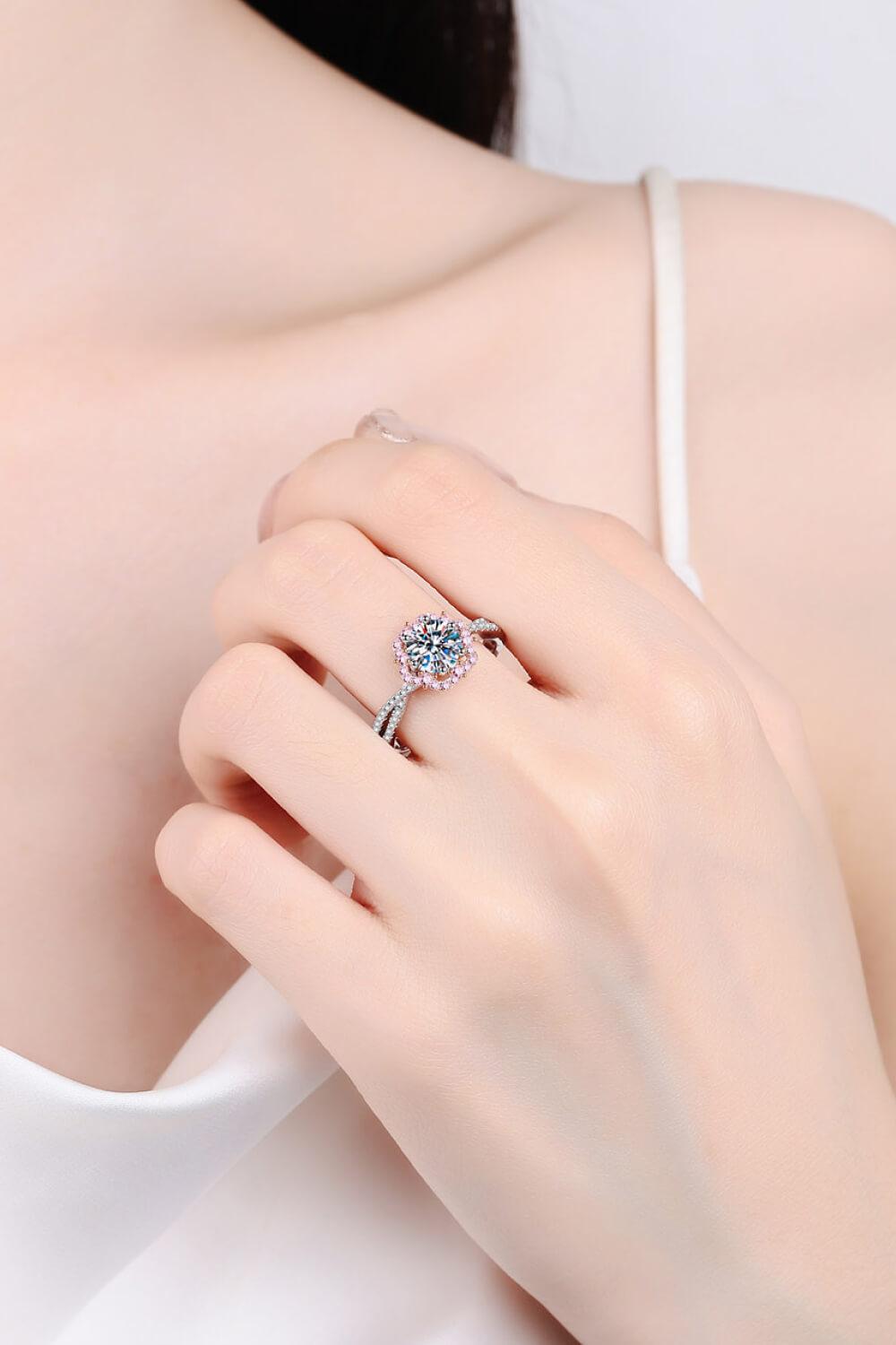 1 Carat Moissanite Flower-Shaped Crisscross Ring - Trendha