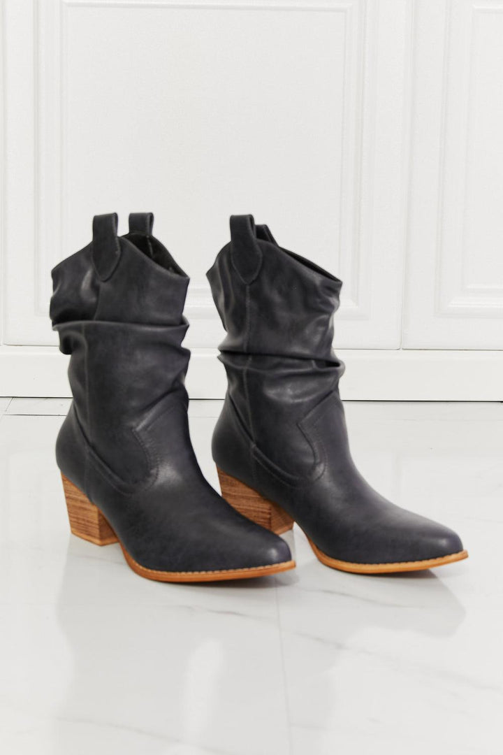 MMShoes Better in Texas Scrunch Cowboy Boots in Navy - Trendha