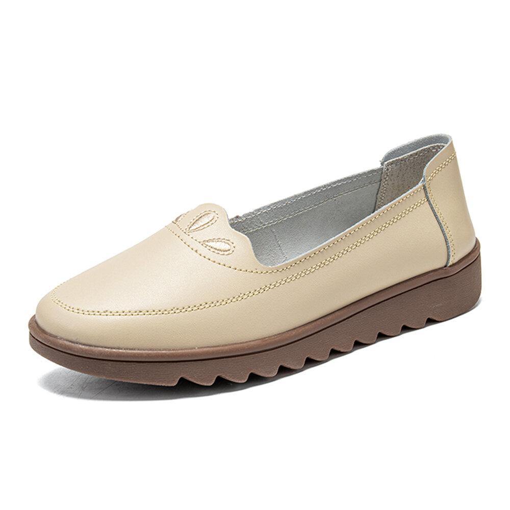 Women Daily Round Toe Soft Solid Color Flat Loafers Shoes - Trendha