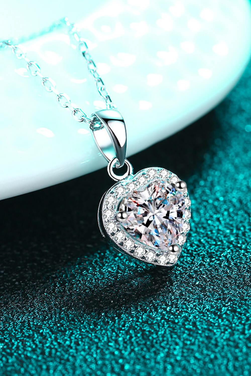 1 Carat Moissanite Heart Pendant Chain Necklace - Trendha