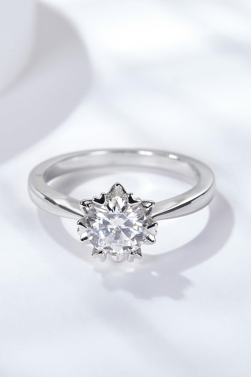 925 Sterling Silver Solitaire Moissanite Ring - Trendha