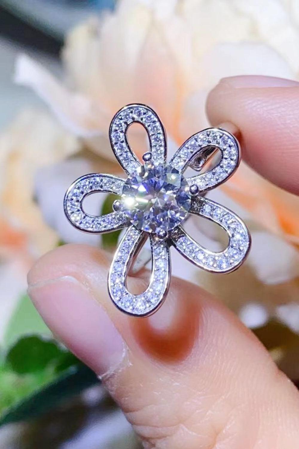 1 Carat Moissanite Flower-Shape Open Ring - Trendha