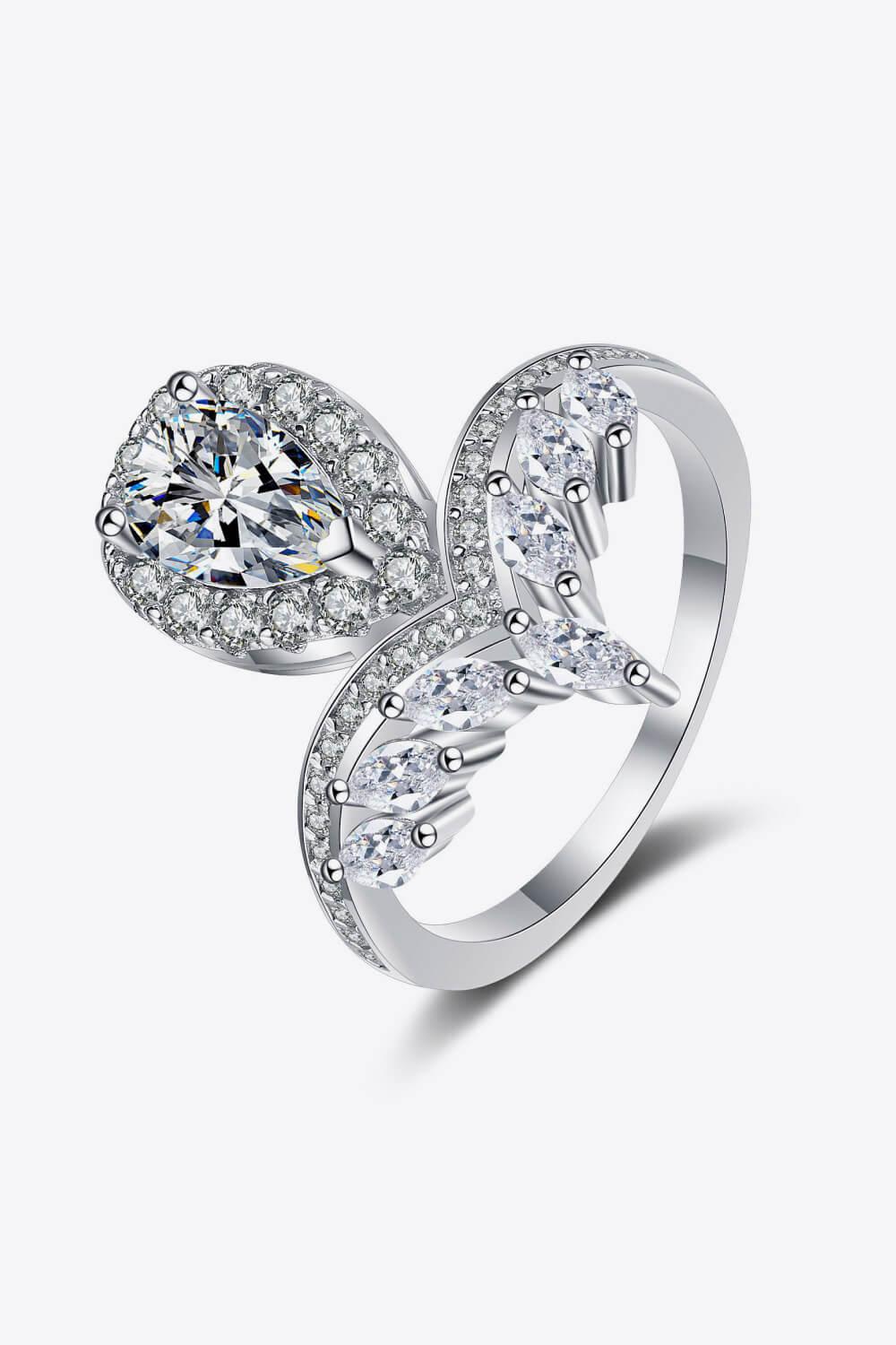Stand Out Moissanite Ring - Trendha