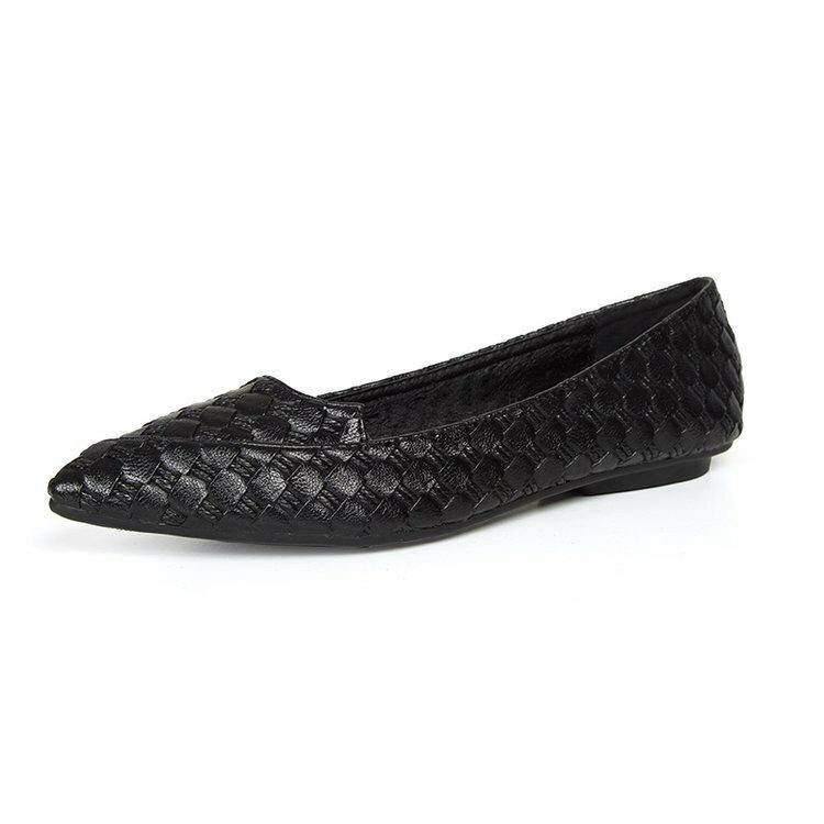 Women Casual Solid Woven Pointed Toe Flat Shoes - Trendha