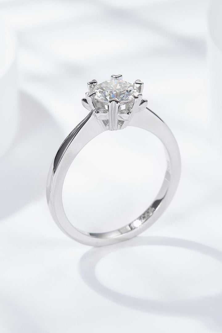 925 Sterling Silver Solitaire Moissanite Ring - Trendha