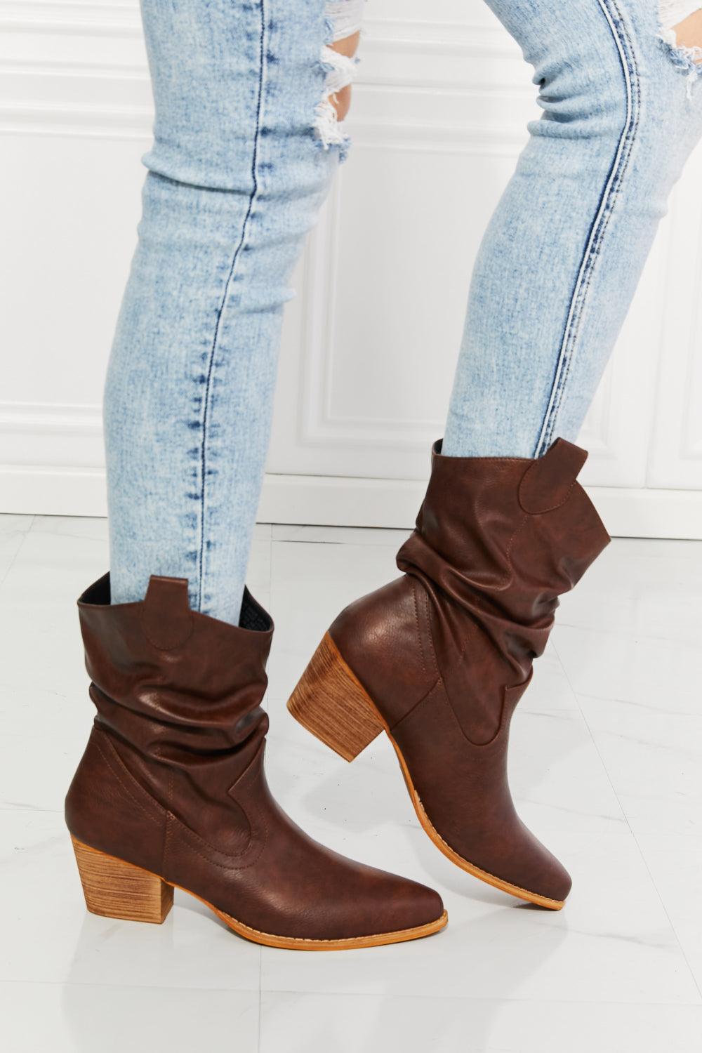 MMShoes Better in Texas Scrunch Cowboy Boots in Brown - Trendha