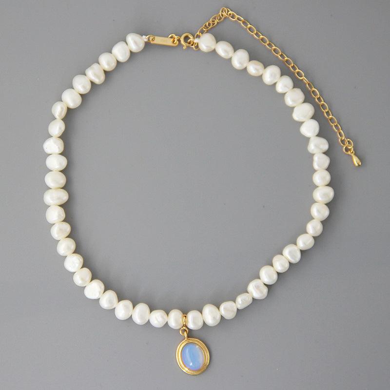 Round Medal Pearl Necklace Irregular Pearl - Trendha