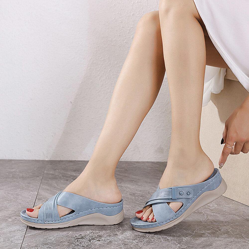 Women Solid Color Casual Hollow Out Comfortabel Wedges Heel Stripe Slippers - Trendha