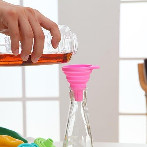 Collapsible Silicone Mini Liquid Funnel - Trendha