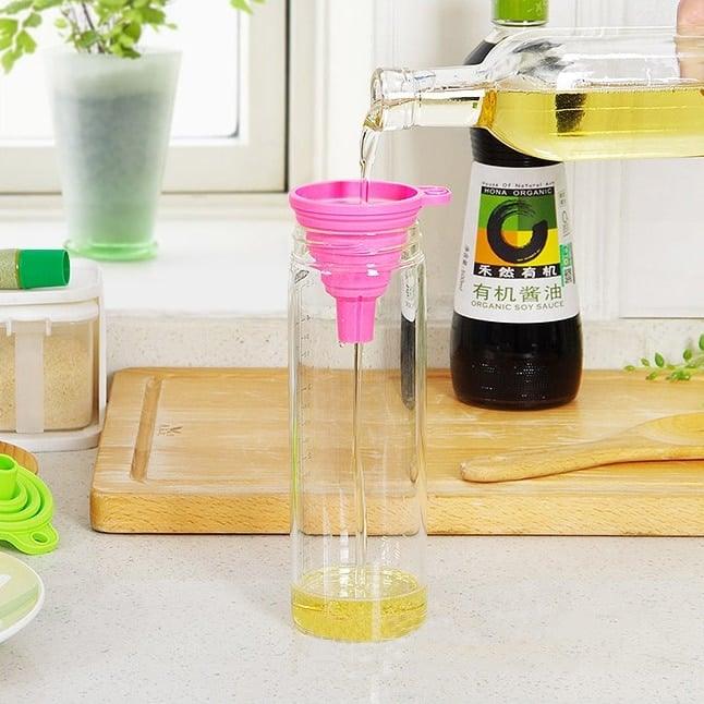 Collapsible Silicone Mini Liquid Funnel - Trendha