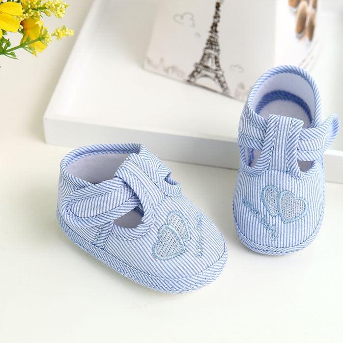 Baby Girl's Hearts Embroidered Summer Shoes - Trendha