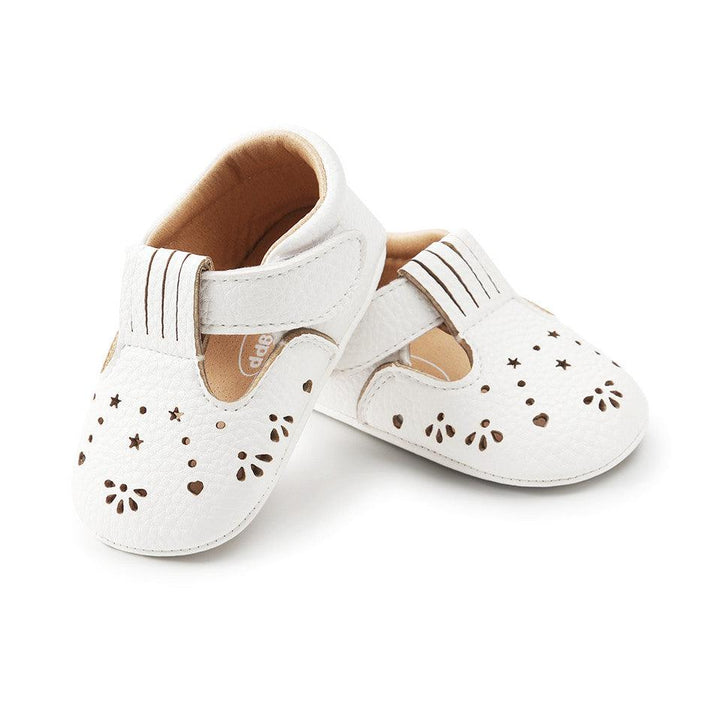 Baby Girl Shoes in White and Pink - Trendha