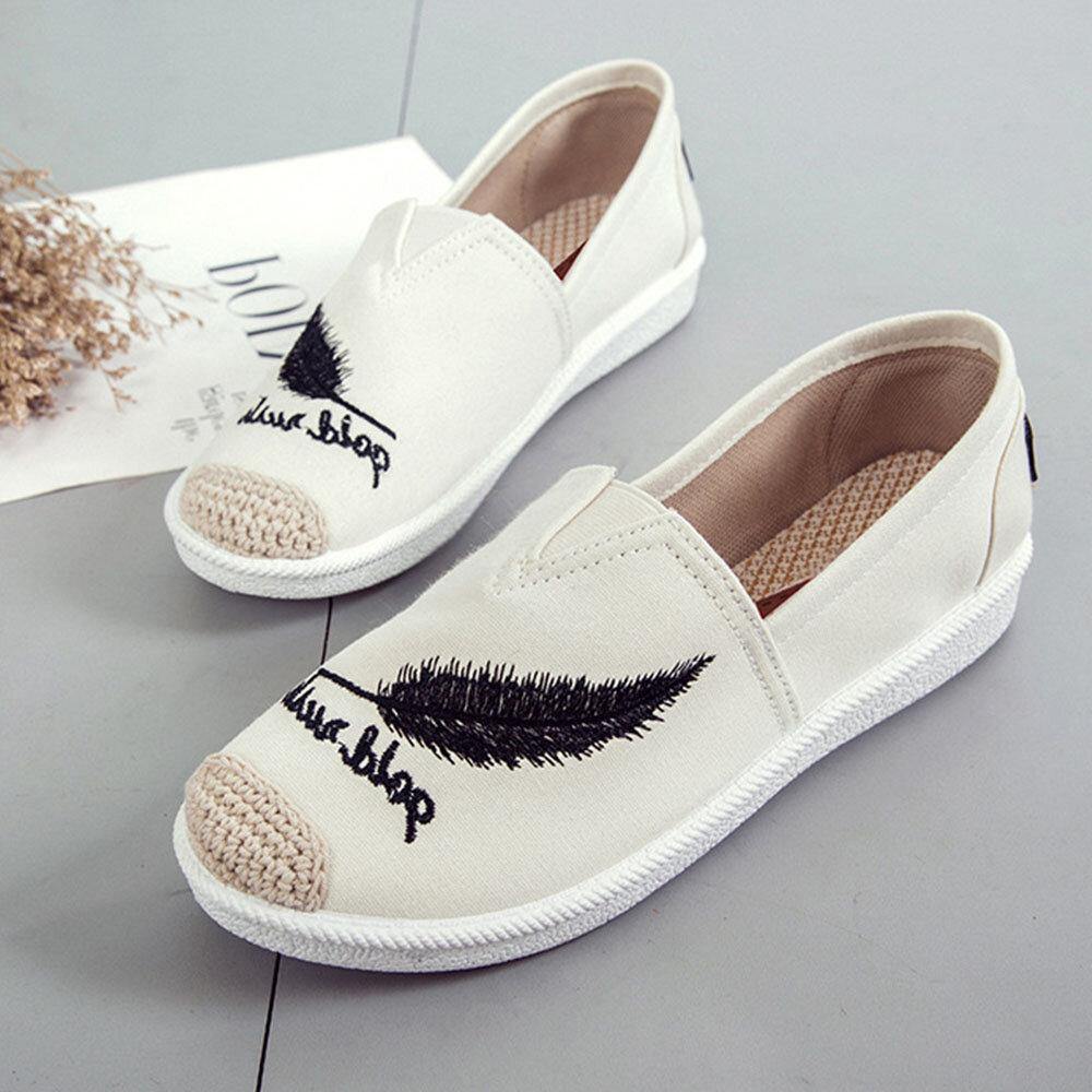 Women Pattern Embroidery Comfy Slip On Casual Canvas Flat Shoes - Trendha