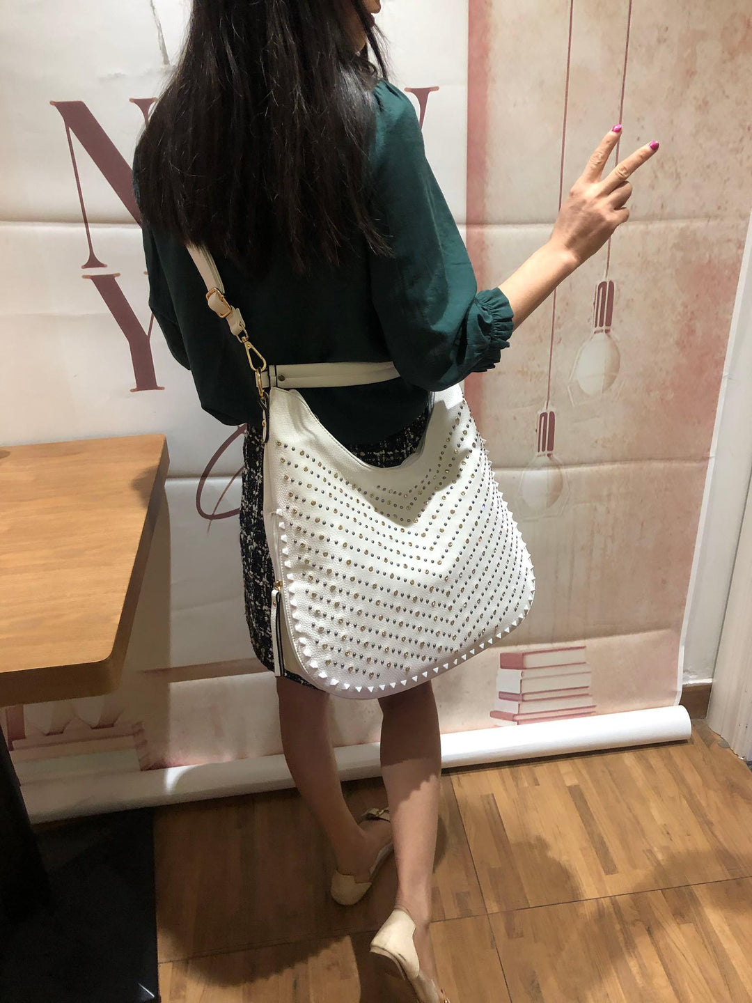 Women's Single Shoulder Messenger Bag With Diamond - Trendha