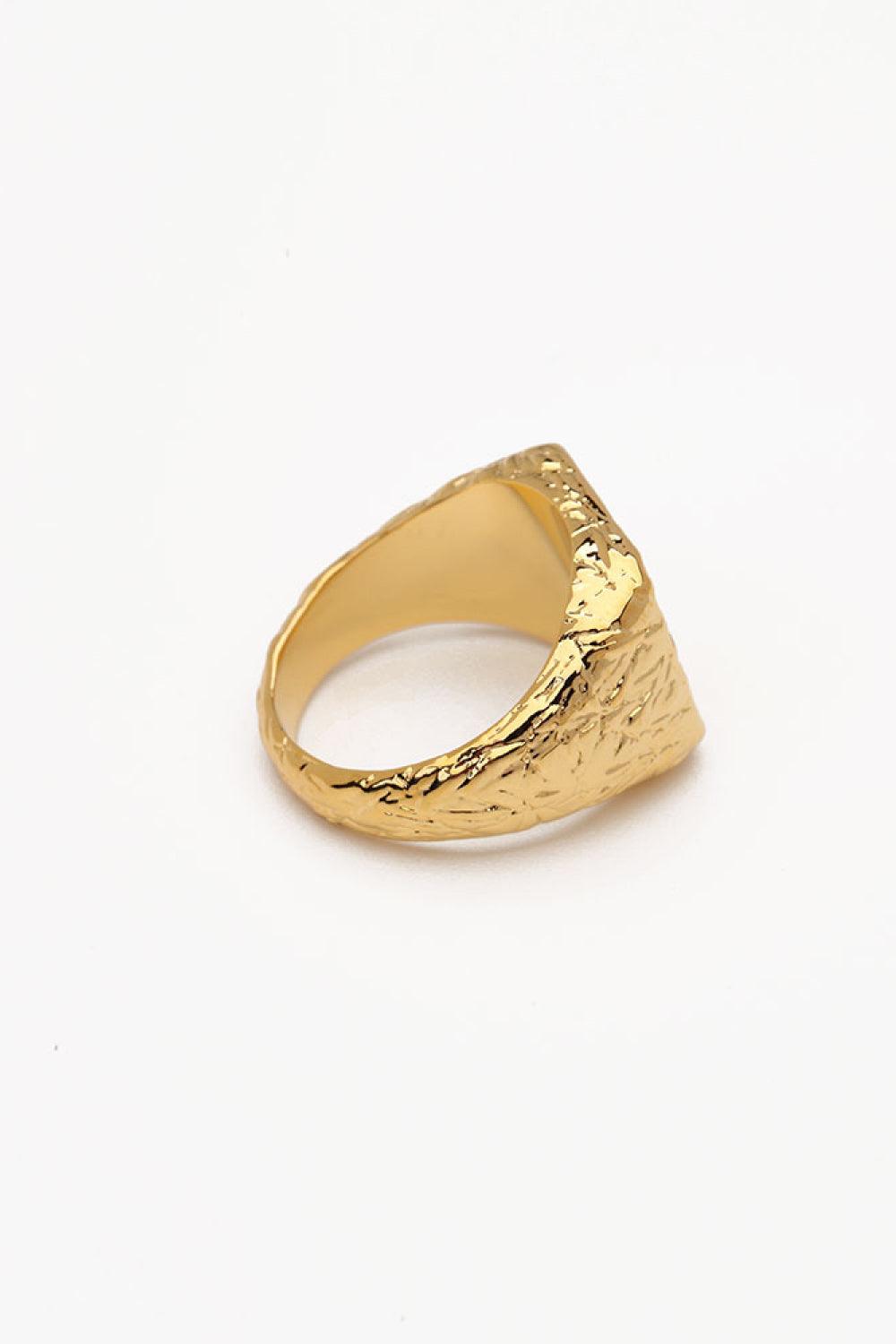 Textured Gold-Plated Ring - Trendha
