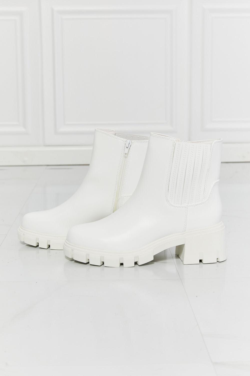 MMShoes What It Takes Lug Sole Chelsea Boots in White - Trendha