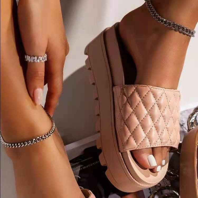 Women's New Sponge Cake Thick Bottom Diamond Plaid Sandals - Trendha