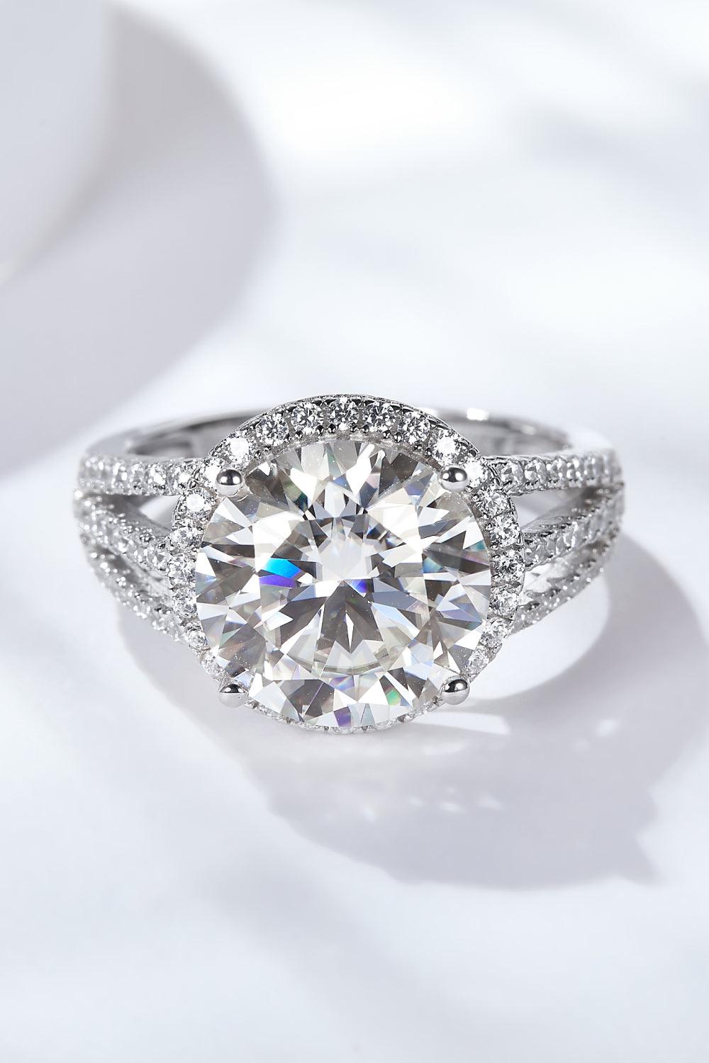 5 Carat Moissanite Split Shank Ring - Trendha