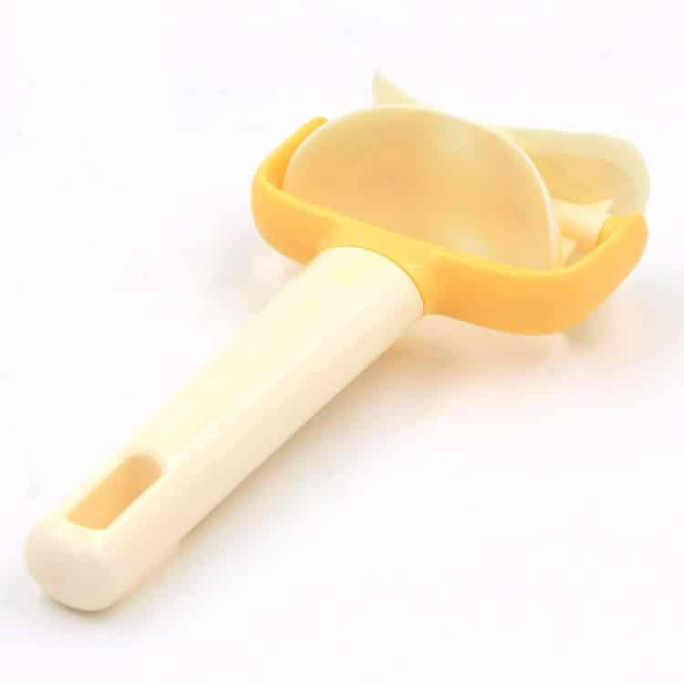 Useful Handy Eco-Friendly Plastic Dough Cutting Tool - Trendha