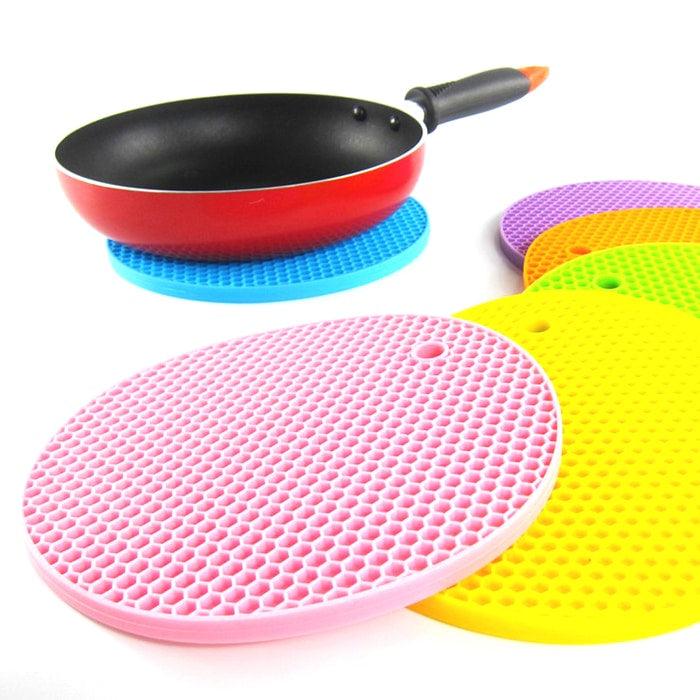 Useful Heat-Resistant Anti-Slip Silicone Pot Mat - Trendha